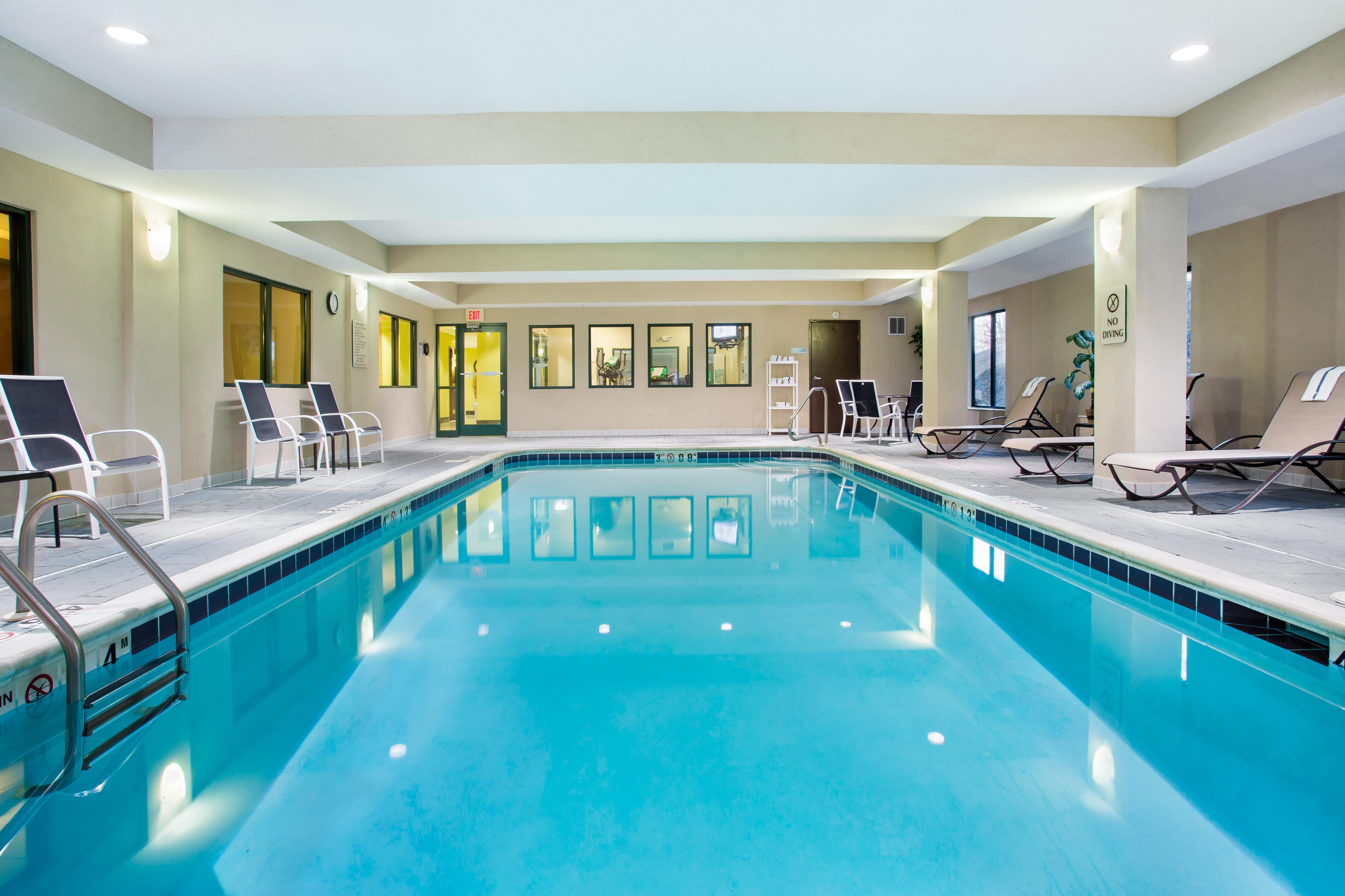 Holiday Inn Express & Suites Tell City By Ihg Buitenkant foto