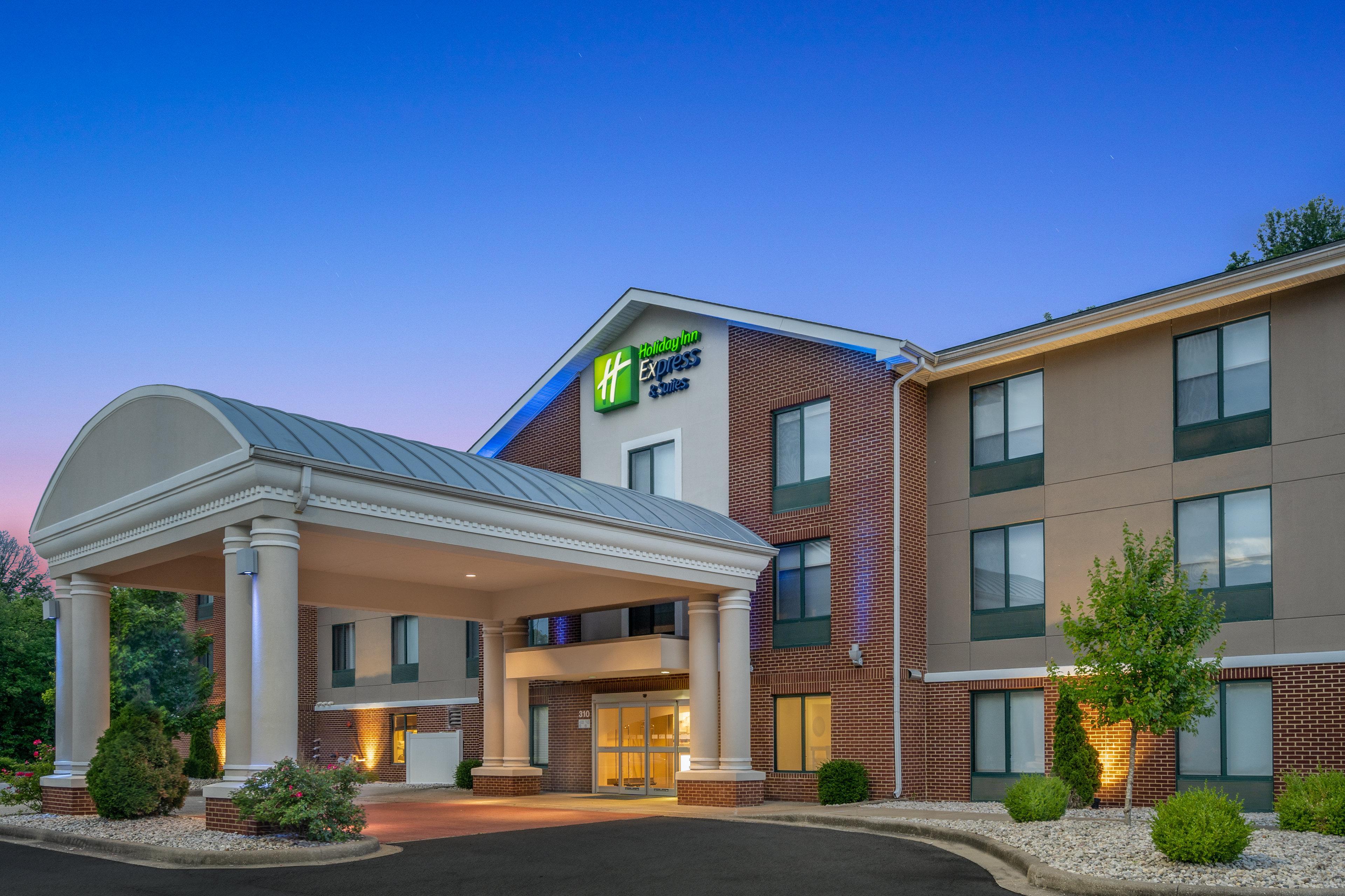 Holiday Inn Express & Suites Tell City By Ihg Buitenkant foto