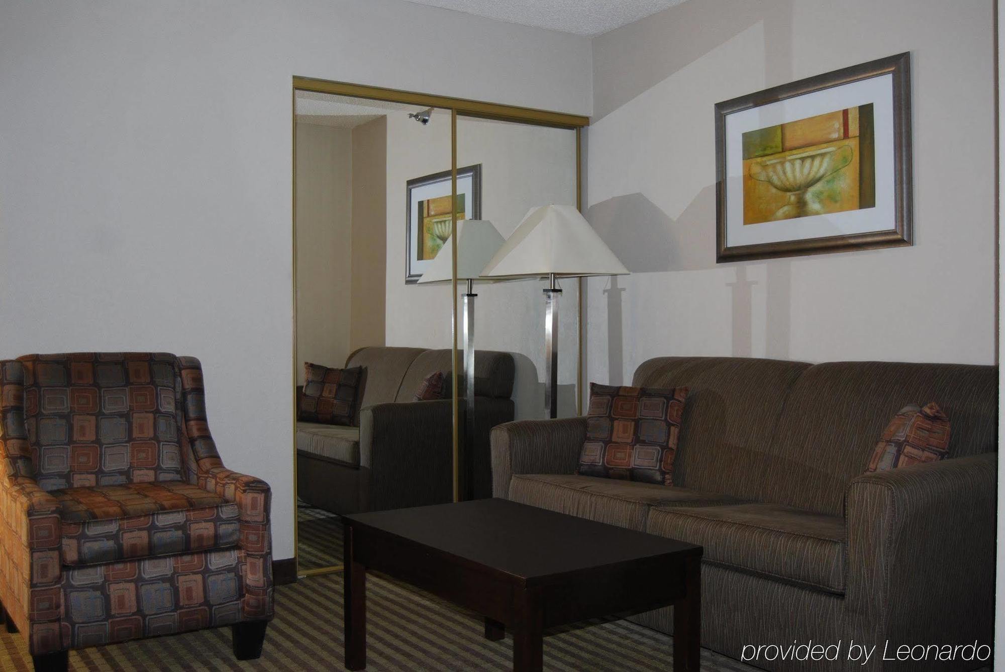 Holiday Inn Express & Suites Tell City By Ihg Buitenkant foto